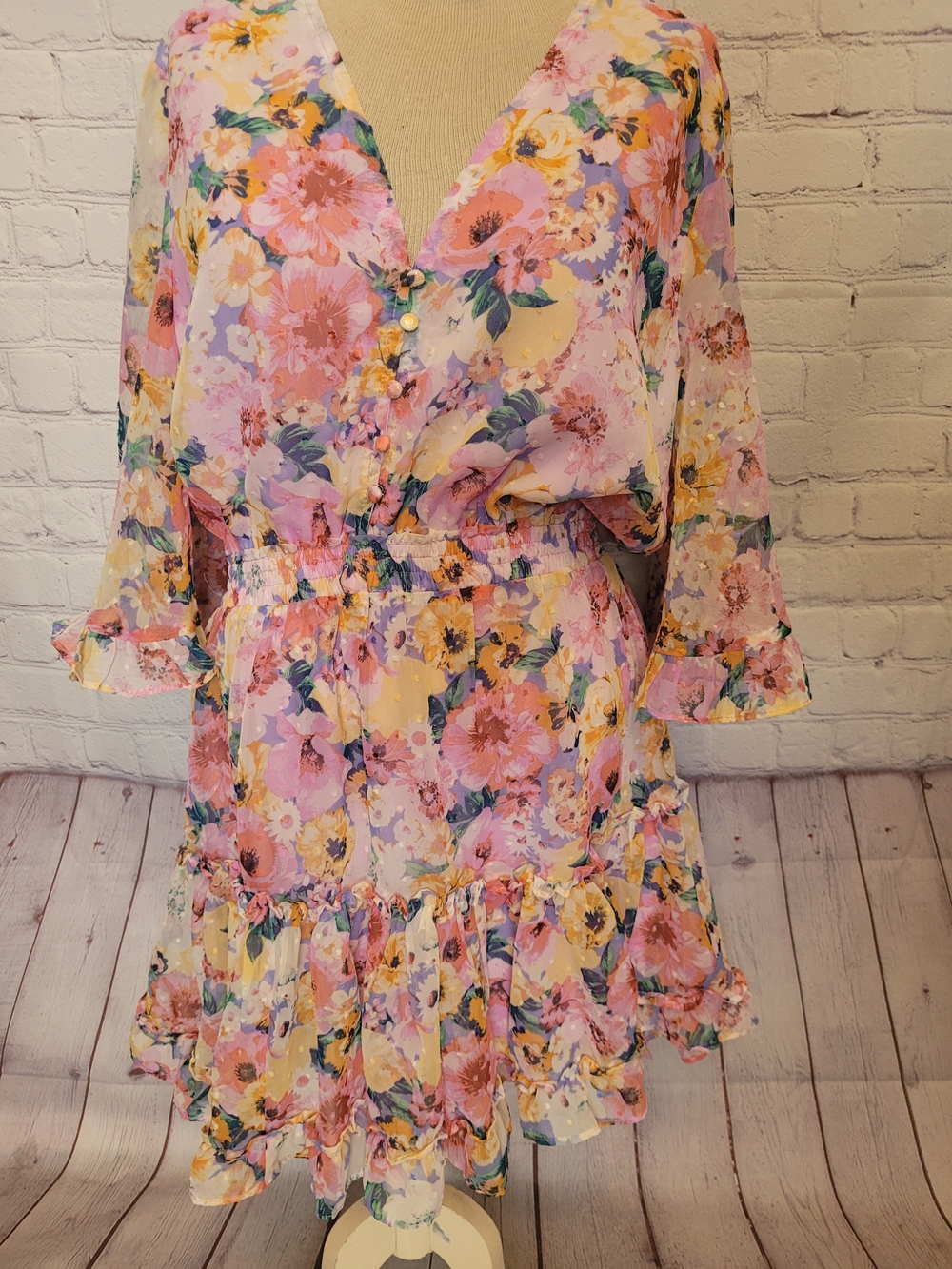 Buddy Love Medium Half Sleeve Pink Floral Feminine Mini Dress Sexy Flirty